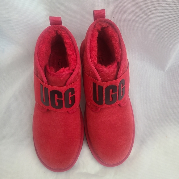 UGG Unisex Neumel ll Slipon in Red/Black Ankle Boots - Picture 2 of 7